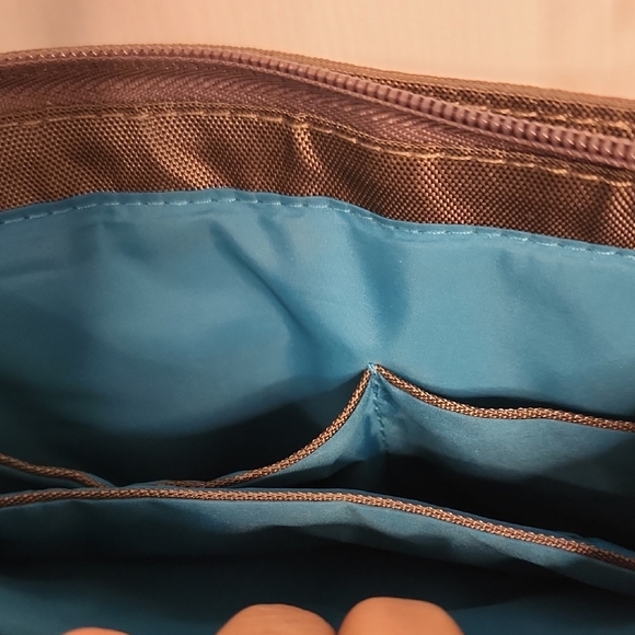 Travelon Taupe Crossbody Bag - Picture 8 of 16